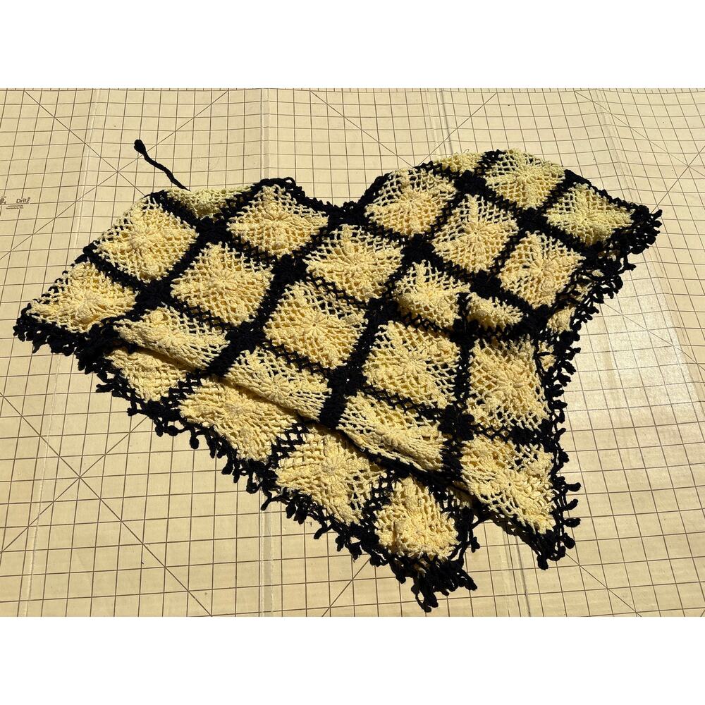Vtg Handmade crochet yellow black granny square shawl with fringe 35x22 - Picture 5 of 5